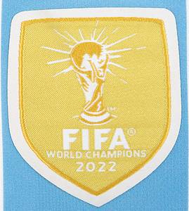  - Original adidas fan shirt of the Argentinian national team with the number "10 Messi" and the 2022 World Cup Champion patch. Features the original signature of superstar Lionel Messi on the back. The signature is in silver ink on the number "1". Size L. Includes a certificate of authenticity and hologram verification from "Fanatics". Condition: A - Bild 7