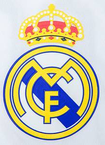  - Official Real Madrid fan jersey by adidas with the number "7 Ronaldo". Features Cristiano Ronaldo's original signature on the back number. Includes a Certificate of Authenticity (COA) from "A1 Sporting Memorabilia". Size: L Enclosed original box from A1 Sporting Memorabilia" Condition: A - Bild 4