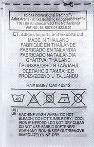  - Official Real Madrid fan jersey by adidas with the number "7 Ronaldo". Features Cristiano Ronaldo's original signature on the back number. Includes a Certificate of Authenticity (COA) from "A1 Sporting Memorabilia". Size: L Enclosed original box from A1 Sporting Memorabilia" Condition: A - Bild 8