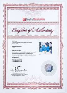 Ronaldo - Trikot  | Original Fantrikot von adidas von Real Madrid mit der Rückennummer "7 Ronaldo". Mit original Signatur von Christiano Ronaldo auf der Rückennummer.  Mit Echtheitszertifikat (COA) von "A1 Sporting Memorabilia" Größe: L - Bild 11