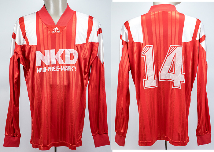 Sorry, no english description is available. ...  -  Condition: A-.....Trikot langarm; Größe ca. 7/8;  adidas-Logo gummiert; Werbeaufschrift 'NKD Mini-Preis-Märkte' geflockt; Rückennummer geflockt; adidas.