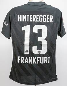 Frankfurt, Eintracht - Trikot 2021/22  | Original match worn Spielertrikot von Eintracht Frankfurt mit der Rückennummer 13. Getragen von Martin Hinteregger am 16.09.2022 im Gruppenspiel der UEFA Europa League gegen Fenerbahce. Frankfurt - Fenerbahce 1:1. Status:AAB. FOTOMATCHED!!!. - Bild 3