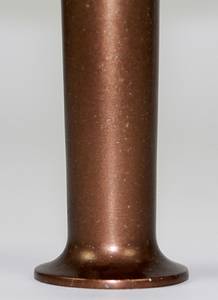 Olympic games Rome 1960. Official Olympic Torch - Olympic Games Rome 1960:0 Official Olympic torch in bronzed aluminium with embossd  lettering "Giochi della XVII Olimpiade" and Olympic rings on the protective plate above the hand grip. Original Torch with signs of usage, otherwise in excellent condition. Height 39.5cm, manufactured by  M.F. Curtisa/Bologna". With signs of wear. Condition: B - Bild 8