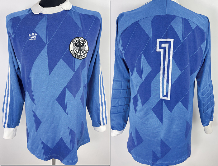 DFB - Trikot 1988 EM  | Original match worn DFB Spielertrikot mit der Nummer 1 von  Eike Immel. Getragen während der Europameisterschaft 1988.Trikot stammt aus der Sammlung eines ehemaligen DFB-Mitarbeiters. Status ABB.