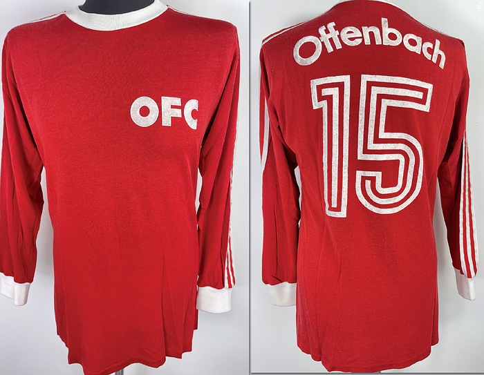 Offenbach,Kickers - Trikot 1975  | Original match worn Kickers Offenbach Spielertrikot mit der Nummer 15.Getragen in einem Bundesligaspiel in der Saison 1975/1976. Status: ABB.