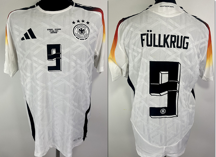 DFB - Trikot 2024 EM  | Original match issued DFB Spielertrikot mit der Nummer 9 von Niklas Füllkrug. Vorbereitet für das Spiel bei der UEFA Euro 2024 gegen Dänemark (2:0) am 29.06.2024 in Dortmund.Trikot stammt aus der Sammlung eines ehemaligen DFB-Mitarbeiters.StatusAAB.