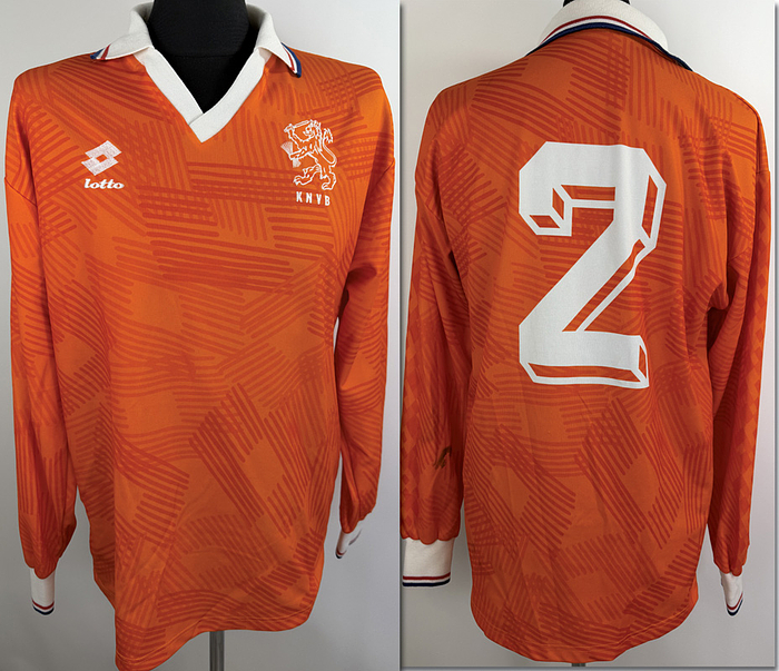  - Original match-worn Netherlands national team shirt, number 2, worn by Danny Blind. Worn in an international match during the 1992/1993 season. Condition: ABC Long-sleeved shirt; Size L; KNVB crest and manufacturer's logo (Lotto) embroidered; Player number embedded in the shirt; 100% polyester; Made in italy; Condition: A-