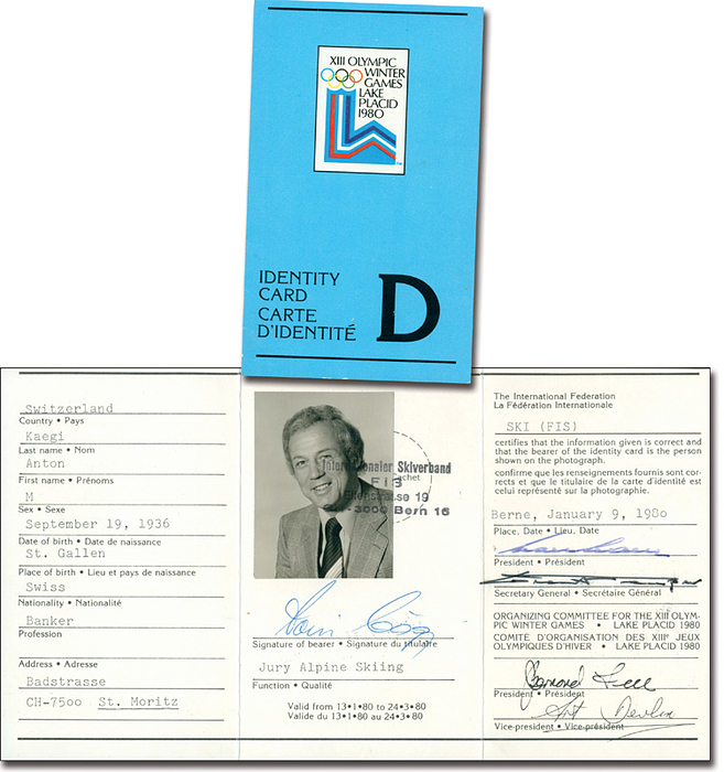 Ausweis OSW1980  | „Identity Card F. XIII Olympic Winter Games Lake Placid 1980“ für das schweizer Jury - Mitglied Anton Kaegi mit original Signatur und Passfoto. Karton , 6 Seiten, 12x7,5 cm.