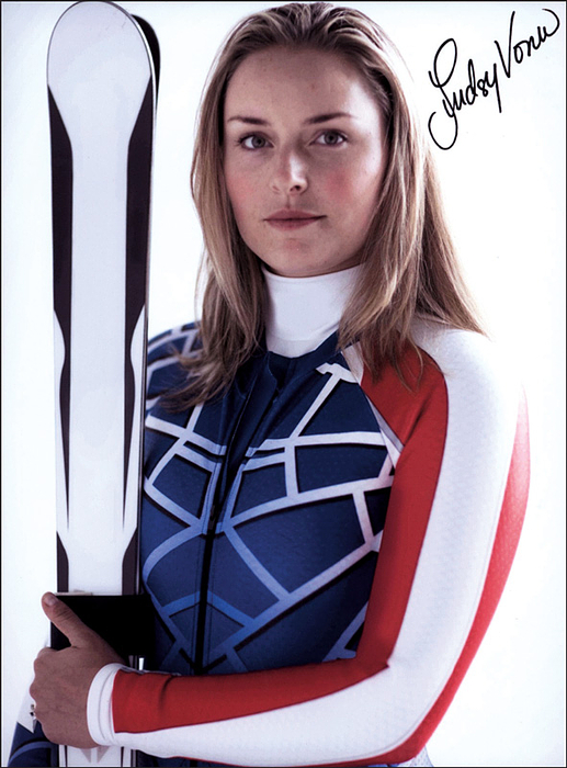 Vonn, Lindsey  | Originalsignatur auf großem Farbfotoprint von der mehrfachen Weltmeisterin und Olympiasiegerin im Ski-Alpin Lindsay Vonn (USA). 25x19 cm. Mit Echtheitszertifikat von "Signedpictures".