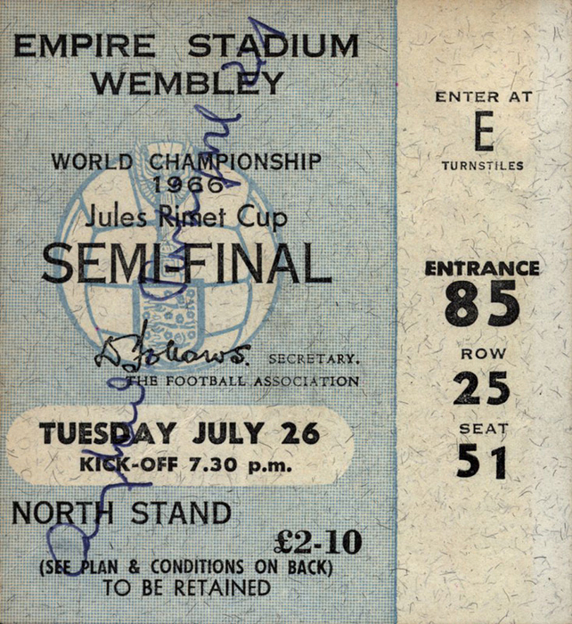 Eintrittskarte WM1966  | Semi Final: England - Portugal (2:1) am 26.7.1966 im Empire Stadium, Wembley. 8x9 cm.