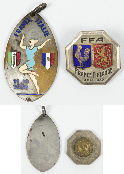  - 1) Official participant badge from France for the athletics international match against Finland in 1932, inscribed: "FFA France - Finlande 9 oct. 1932"; silver-plated bronze, partially color-enameled; 2.5 x 2.5 cm. 2) Winner's medal from the French Athletics Federation for the athletics international match "France - Italie 11 10 1936"; silver-plated bronze, partially color-enameled; 4 x 2.4 cm (showing minor silver loss). Condition: A-