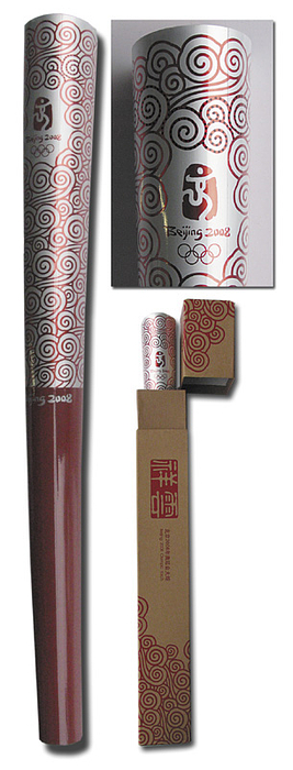  - Olympic Games 2008. Official Bijing Torch in aluminium with red lettering and design, in original carton. Size 72cm, ---Torch handle slightly sticky due to age-related material degradation. This is observed in approximately 80% of the torches. Condition: A-