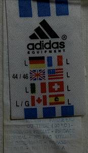  - Original match-worn DFB (German Football Association) player jersey with the number 6, worn by Guido Buchwald. Worn in the international match against Uruguay on December 20, 1992, in Montevideo, Uruguay. The shirt comes from the collection of a former DFB employee. Condition AAB (Class A, Condition AAB). Short-sleeved shirt; size L; DFB logo embroidered by hand; Adidas logo in foam; felt match detail; player number applied using the wet flocking process; Adidas Equipment; 72% polyester, 28% triacetate; Made in Portugal; Condition: A - Bild 5