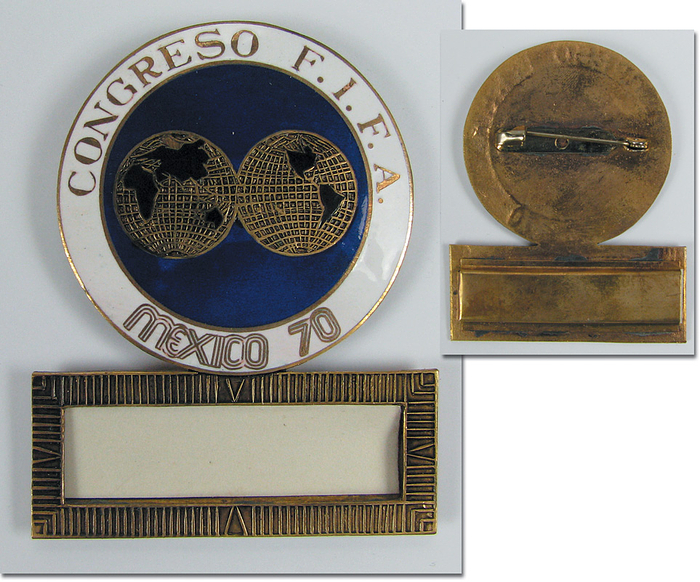  - World Cup 1970. Participation badge FIFA Congress „Congreso F.I.F.A. Mexico 70“ Official FIFA badge. Bronze gold plated with coloured enamel and name lettering. Size 6.5x5 cm, Condition: A