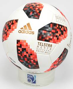  - World Cup 2018: Original match ball from the 2018 FIFA World Cup in Russia, used in the match between Brazil and Mexico on July 2, 2018. Features the imprint "ADIDAS Telstar 18 Official Match Ball. FIFA World Cup 2018," along with the specific match details: "02 July 2018 Brazil Mexico. Samara Round of 16." Includes an NFC chip for scanning and the official sticker reading "USED. Adidas official match ball." --— Showing some signs of match use. — This ball was used in this World Cup match! The consignor acquired this ball from the collection of a FIFA official! Condition: A- - Bild 2