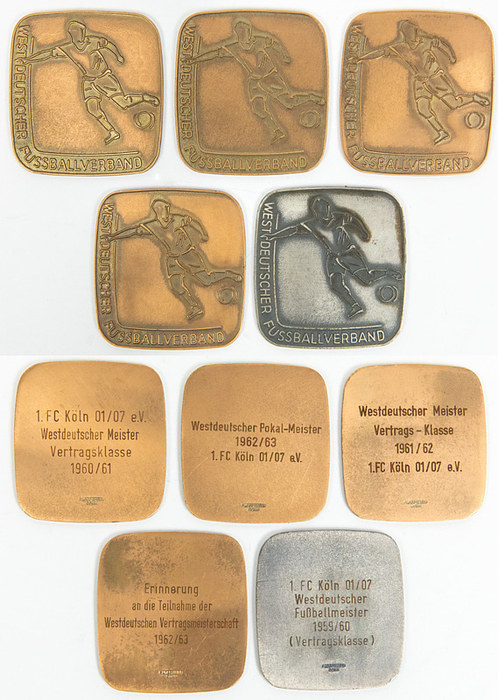Sorry, no english description is available. ...  -  Condition: A-.....Der 1.FC Köln wurde in der Oberliga West 4x Meister. Die Oberligen waren vor Beginn der Bundesliga von 1948 bis 1963 die höchste Spielklasse in Deutschland. Die Miester und die Zweitplazierten qualifizierten sich für die Endsrunde umd die Deutsche Fußballmeisterschaft, in der der Deutsche Meister ermittelt wurde.