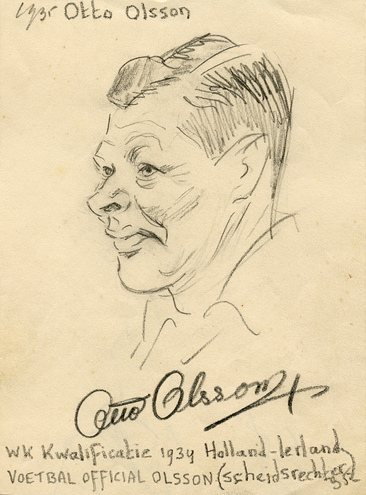 Ohlsson, Otto  | (1894-1944) Original Karikatur von Otto Ohlsson mit original Signatur von Ohlsson (SWE). Schiedsrichter bei den Olympischen Spielen 1936 im Fußball, leitet das  Viertelfinale Japan v Italien (0:8) und war Linienrichter im Endspiel Italien v Österreich. FIFA Schiedsrichter von 1924 - 1937 mit 19 Länderspielen, davon allein 10 mit Deutschland!, 14,5x11 cm.
