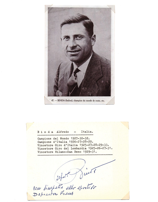 Binda, Alfredo  | (1902-1986) Original signierte Karteikarte von Alfredo Binda (ITA). Weltmeister 1927 + 1930+ 1932 und 5facher Giro-Gewinner. 13x10 cm.