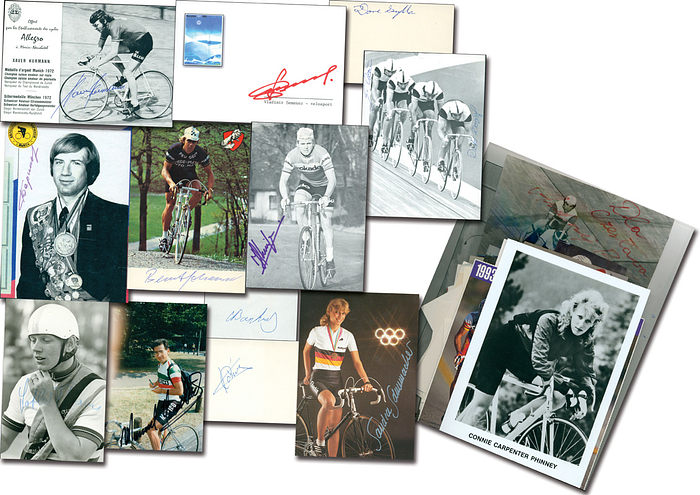 Radsport OSS 1972 1976 1980 1984  | 113 original Signaturen Radsport Olympische Spiele 1972 (27x) 1976 (24x) 1980 (22x) + 1984 (40x). 113 Medaillengewinner. 40 Autogrammkarten und Fotos, 18 Reprofotos und 55  Blancobelege. 20x15 bis 8x6 cm.
