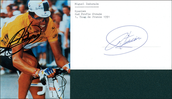 Indurain, Miguel  | Farbreprofoto und eine Karteikarte jeweils mit Originalsignatur vom spanischen 5-maligen Tour de France Sieger und Olympiasieger 1996 Miguel Indurain. Je 15x10 cm.