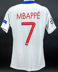 Paris, Saint-Germain - Trikot 2023 Mbappe  | Original match worn / issued Spielertrikot von Paris Saint-Germain (PSG) mit der Rückennummer 7. Getragen von Kylian Mbappe in einem Spiel der UEFA Champions League in der Saison 2023/2024. Mbappe ist Fußball Weltmeister 2018 mit Frankreich. Status:ABC. - Bild 3