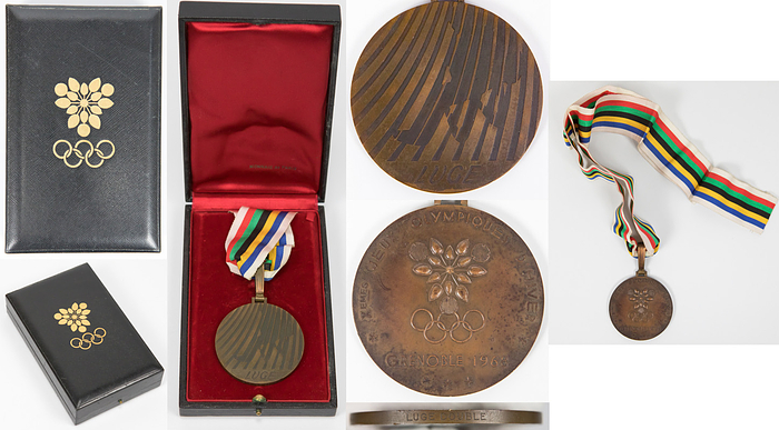 Siegermedaille 1968  | Olympische Winterspiele 1968 Grenoble. Siegermedaille für den 3. Platz im Rodeln Doppelsitzer Herren für die BR Deutschland bei den Olympischen Winterspielen Grenoble 1968. Mit Randgravur "Luge Double". Bronze (Gewicht 116 Gramm), 6 cm mit Seidenband im Originaletui.