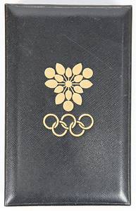 - 1968 Winter Olympics Grenoble. Winner's medal for 3rd place in the men's doubles luge for West Germany at the 1968 Winter Olympics Grenoble. Engraved with "Luge Double" on the edge. Bronze (weight 116 grams), 6 cm with silk ribbon, in the original case. --Excellent. EF. --The consignor received the medal directly from the athlete Condition: A- - Bild 8