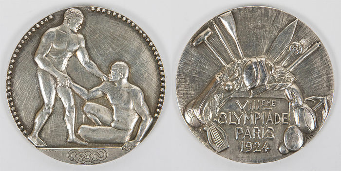 Olympic Games Paris 1924. Silver Winner's Medal - for a scound place at the Olympics. Rim stamped "2Argent" silver, 79 grammes, size 5.5cm. One of only 304 made. Condition: A