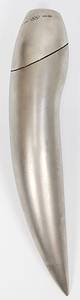  - Original torch of the Olympic Games in Albertville 1992. Matted steel with engraved inscription "XVIe Jeux Olympiques d´Hiver 1992" and Olympic Rings. Engraved number "090:100" (there was a limited edition of 100 copies). 44 cm. Was used in the torch relay. Extraordinary design of French designer Philippe Starck. One of the rarest torches. With minor trace of usage; burner with fire traces from the relay. Condition: A- - Bild 3