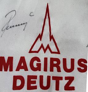  - Original match-worn FC Bayern Munich shirt, number 12, worn by Wolfgang Kraus. Worn in a Bundesliga match during the 1981/82 season. Condition: ABB  Long-sleeved shirt; size L; Adidas logo applied; sponsor logo Magirus Deutz, club name, and player number flocked; 100% cotton; Made West-Germany ; Condition: A - Bild 4