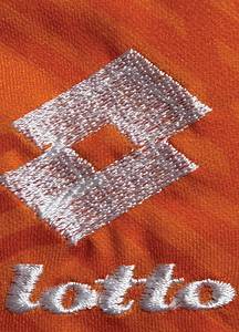  - Original match-worn Netherlands national team shirt, number 2, worn by Danny Blind. Worn in an international match during the 1992/1993 season. Condition: ABC Long-sleeved shirt; Size L; KNVB crest and manufacturer's logo (Lotto) embroidered; Player number embedded in the shirt; 100% polyester; Made in italy; Condition: A- - Bild 6