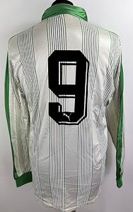 Mönchengladbach,Borussia - Trikot 1988  | Original match worn Borussia Mönchengladbach  Spielertrikot mit der Nummer 9 von Uwe Rahn. Getragen in einem Bundesligaspiel in der Saison 1988/1989.Status ABC. - Bild 7