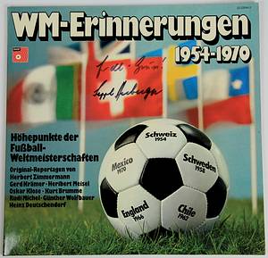 Sorry, no english description is available. ...  -  -- (Dieses Objekt wird mit Echtheitszertifikat ausgeliefert - COA  --. Condition: B.....Das Stück kommt direkt aus der Sammlung von Werner Liebrich (1927-1995). Fußball - Weltmeister 1954. 16 DFB A-Länderspiele. 1.FC Kaiserslautern 365 Spiele, 2x Deutscher Fußball - Meister 1951 + 1953. - Bild 5