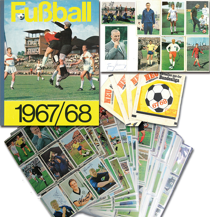 Sammelbilder-Bergmann 67  | 360 original signierte Sammelbilder der Bergmann Serie "Fußball 1967/68" Bergmann, Unna 1967.. Je 9x6,5 cm. Dabei ein unbeklebtes Leeralbum mit Zahlschein. Zustand A-) und 4 original Kauftüten für die Sammelbilder, drei ungeöffnet.