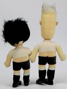 World Cup 1974. Official Mascots Tip & Tap - cuddle toy from the World Cup 1974 in Germany „Tip & Tap“. Size each 22 cm + 26 cm. In this material and in this size very rare! -lightly  faded Condition: A- - Bild 2