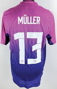 DFB - Trikot 2024 EM  | Original match issued DFB Spielertrikot mit der Nummer 13 von Thomas Müller. Vorbereitet für das Spiel gegen Ungarn am 19.06.2024 in Stuttgart.Trikot stammt aus der Sammlung eines ehemaligen DFB-Mitarbeiters.StatusAAB. - Bild 11