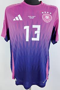 DFB - Trikot 2024 EM  | Original match issued DFB Spielertrikot mit der Nummer 13 von Thomas Müller. Vorbereitet für das Spiel gegen Ungarn am 19.06.2024 in Stuttgart.Trikot stammt aus der Sammlung eines ehemaligen DFB-Mitarbeiters.StatusAAB. - Bild 12
