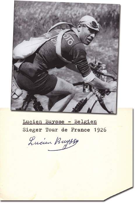  - Tour de France 1926 Cycling Autograph L.Buysse (1892-1980; BEL). With orignal autograph of the Tour de France winner of 1926. 10.5x7.5 cm. Condition: A