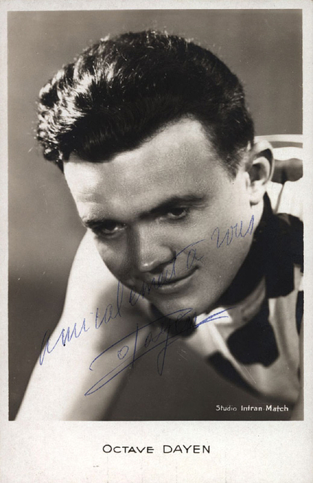 Dayen, Octave  | (1904-1987) s/w-Autogrammkarte mit Originalsignatur vom französischen Radrennfahrer Octave Dayen. Weltmeister im Straßenrennen der Amateure 1926 und Sieger des Sechstagerennens 1929 und 1930. 13,9x9 cm.