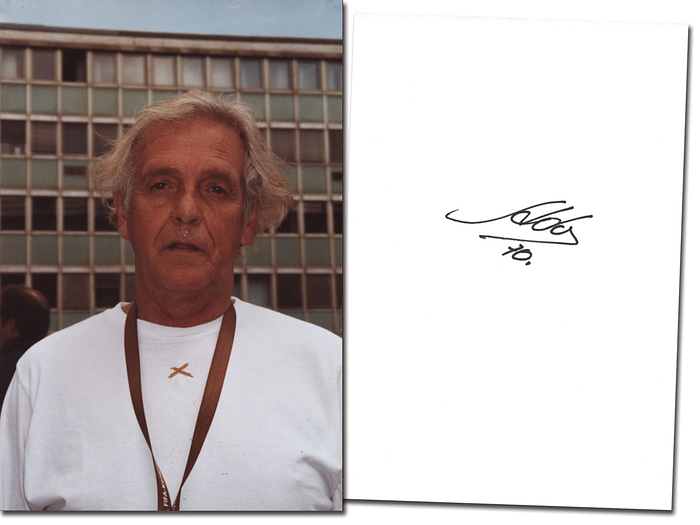 Ado  | Fußball - Weltmeister Brasilien 1970. Blancobeleg mit original Signatur von Ado (Eduardo Roberto Stinghen), Reservehüter von Brasilien bei der Fußball - Weltmeisterschaft 1970 ohne Einsatz, 15x10,5 cm Dabei Farbfoto.