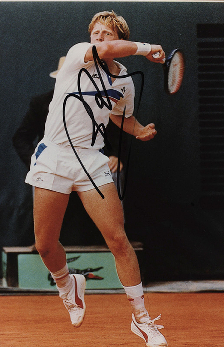 1Becker, Boris  | Handsigniertes großformatiges Farbbild  der deutschen Tennislegende und Wimbeldon - Siegers Boris Becker. Sehr dekorativ! 28x18 cm.