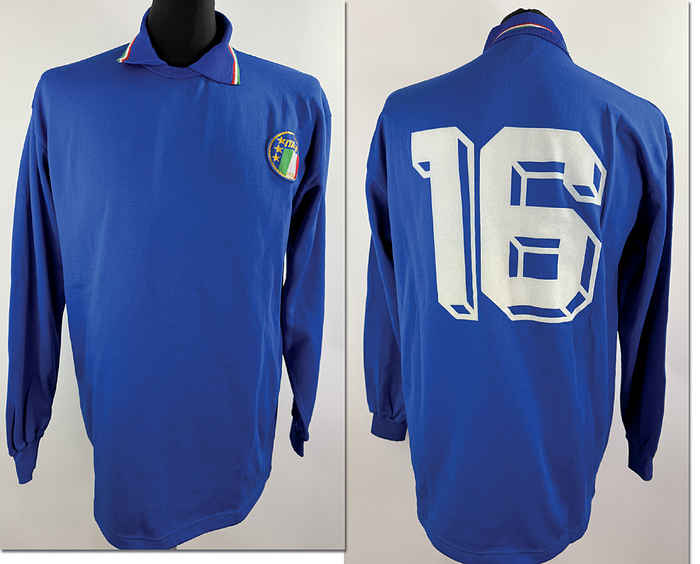 Italien - Trikot 1987  | Original match issued Italien Trikot von einem Einwechselspieler. Aus dem Spiel gegen Deutschland am 18.04.1987.Trikot wurde nach dem Spiel getauscht. Trikot stammt aus der Sammlung von deutschen Nationalspieler Matthias Herget. Status AAA